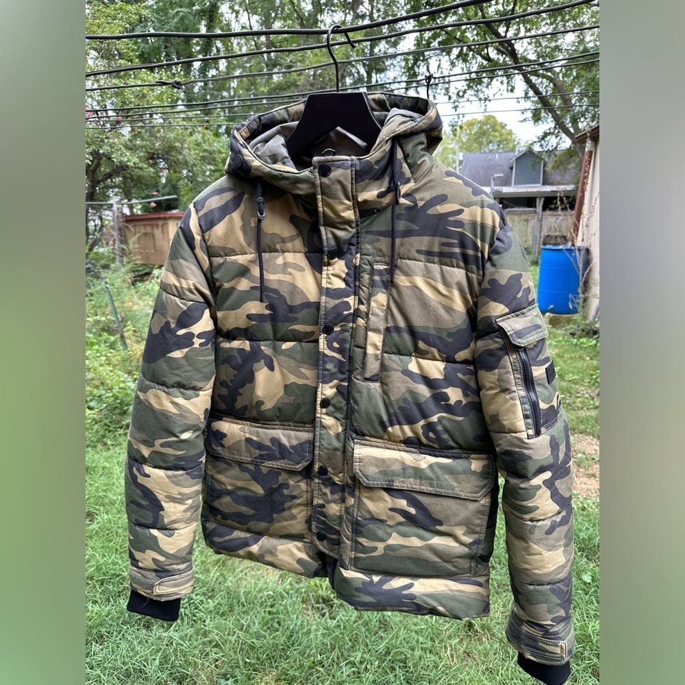 Camo jacket w/ hood